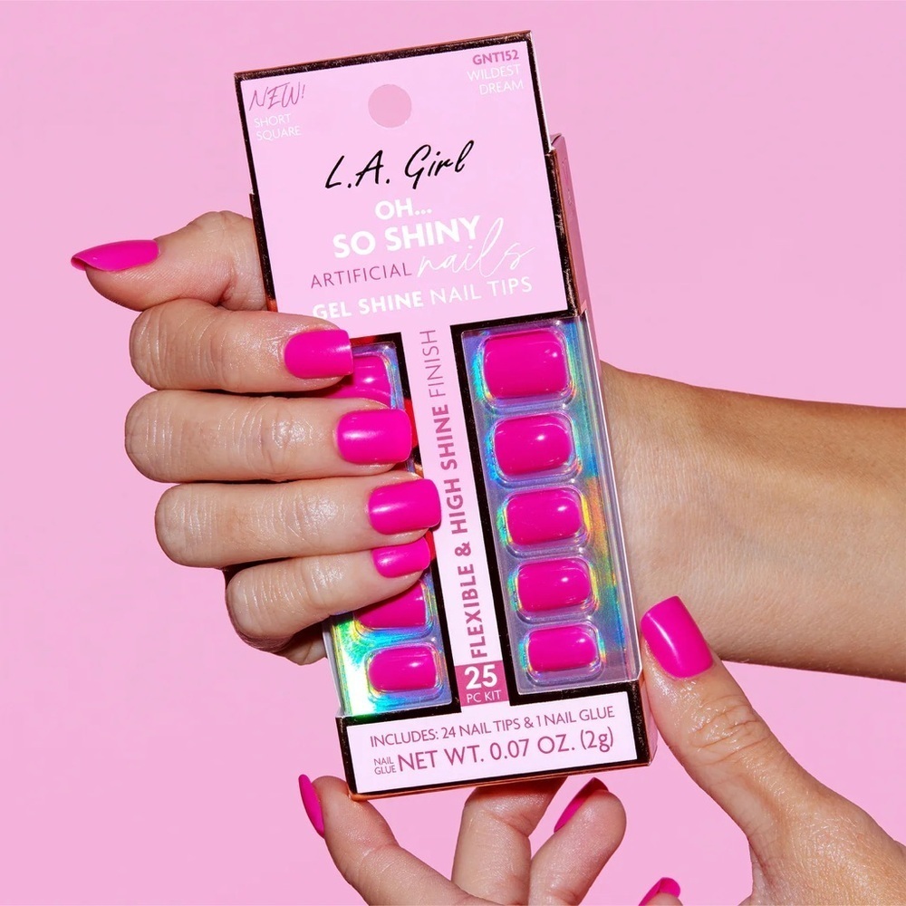 L.A Girl oh so shiny gel shine nail press ons , wildest dream pink set
